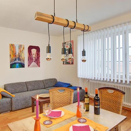 Ferienwohnung Am Alten Rathaus Neustadt an der Weinstraße Екстериор снимка